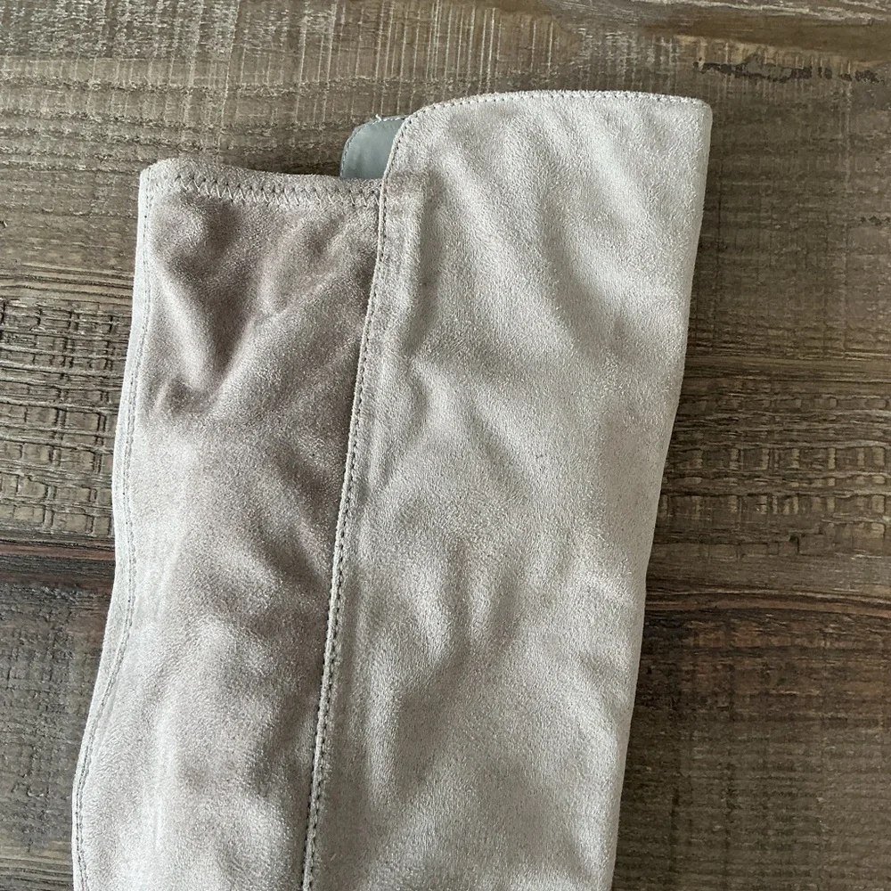 Liz Claiborne Leyla Knee-High Memory Foam TAUPE Women's Faux Suede Boots Size 10